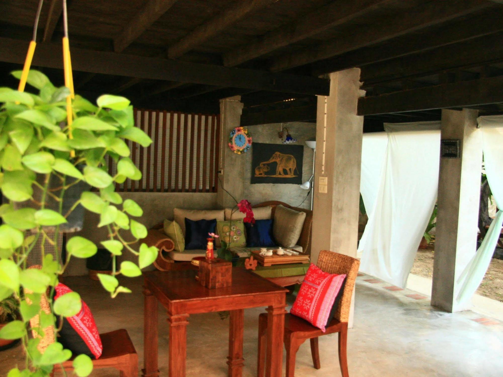 เชียงใหม่ ซัมเมอร์ รีสอร์ต Hotel ภายนอก รูปภาพ
